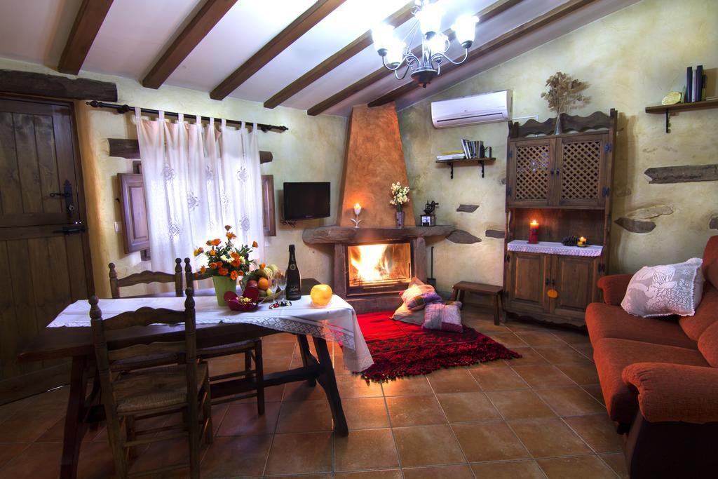 Reul Alto Cortijos Rurales Guest House Laroya Room photo