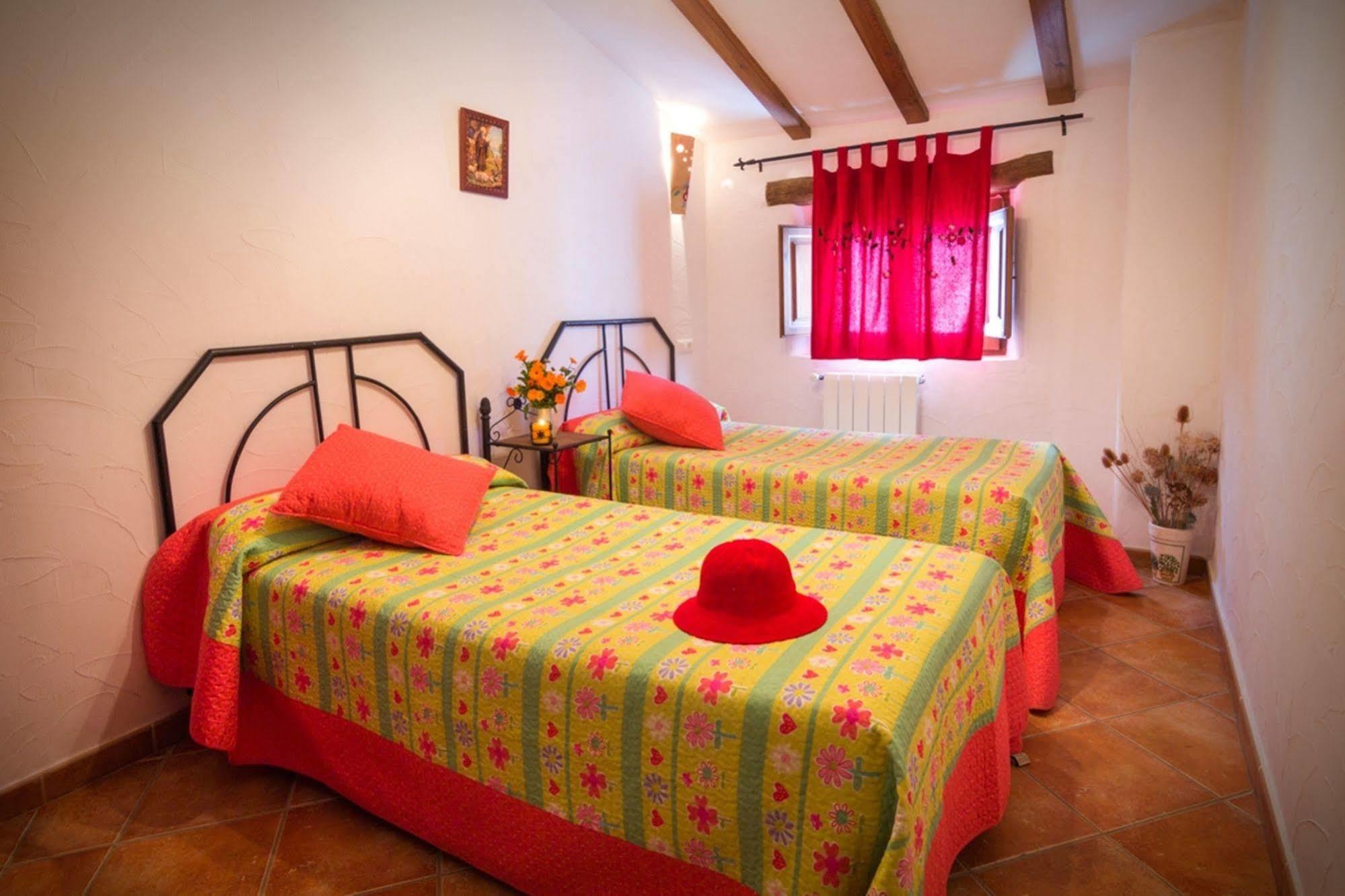 Reul Alto Cortijos Rurales Guest House Laroya Exterior photo
