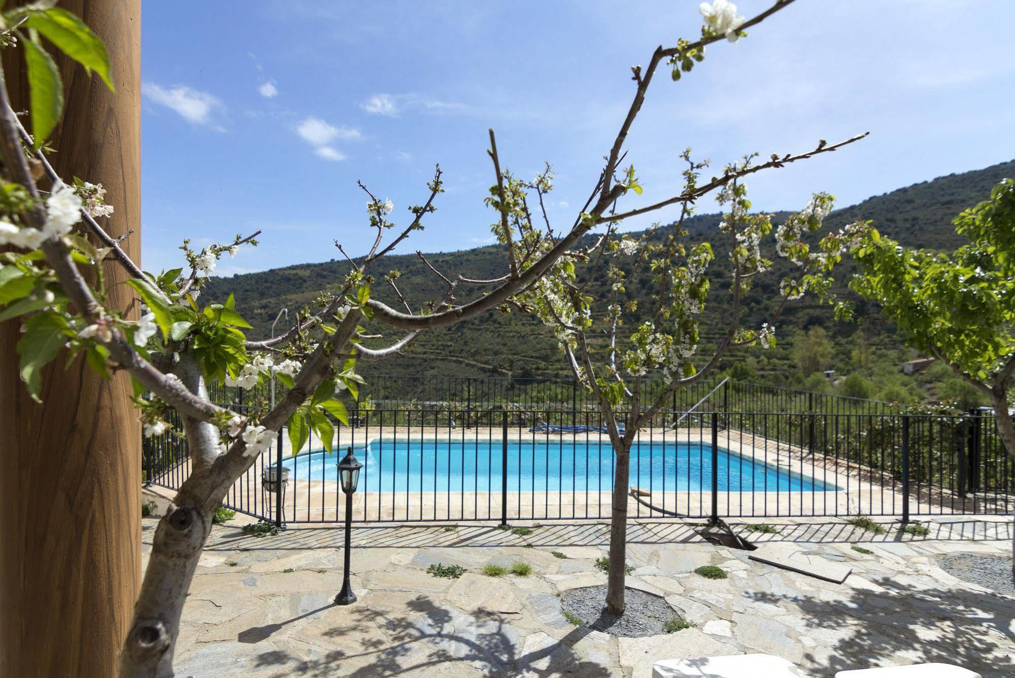 Reul Alto Cortijos Rurales Guest House Laroya Exterior photo